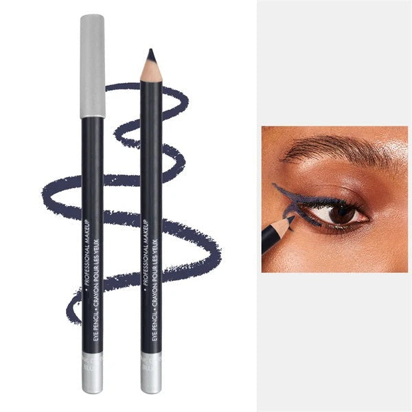 Blue eyeliner pencil and eye look